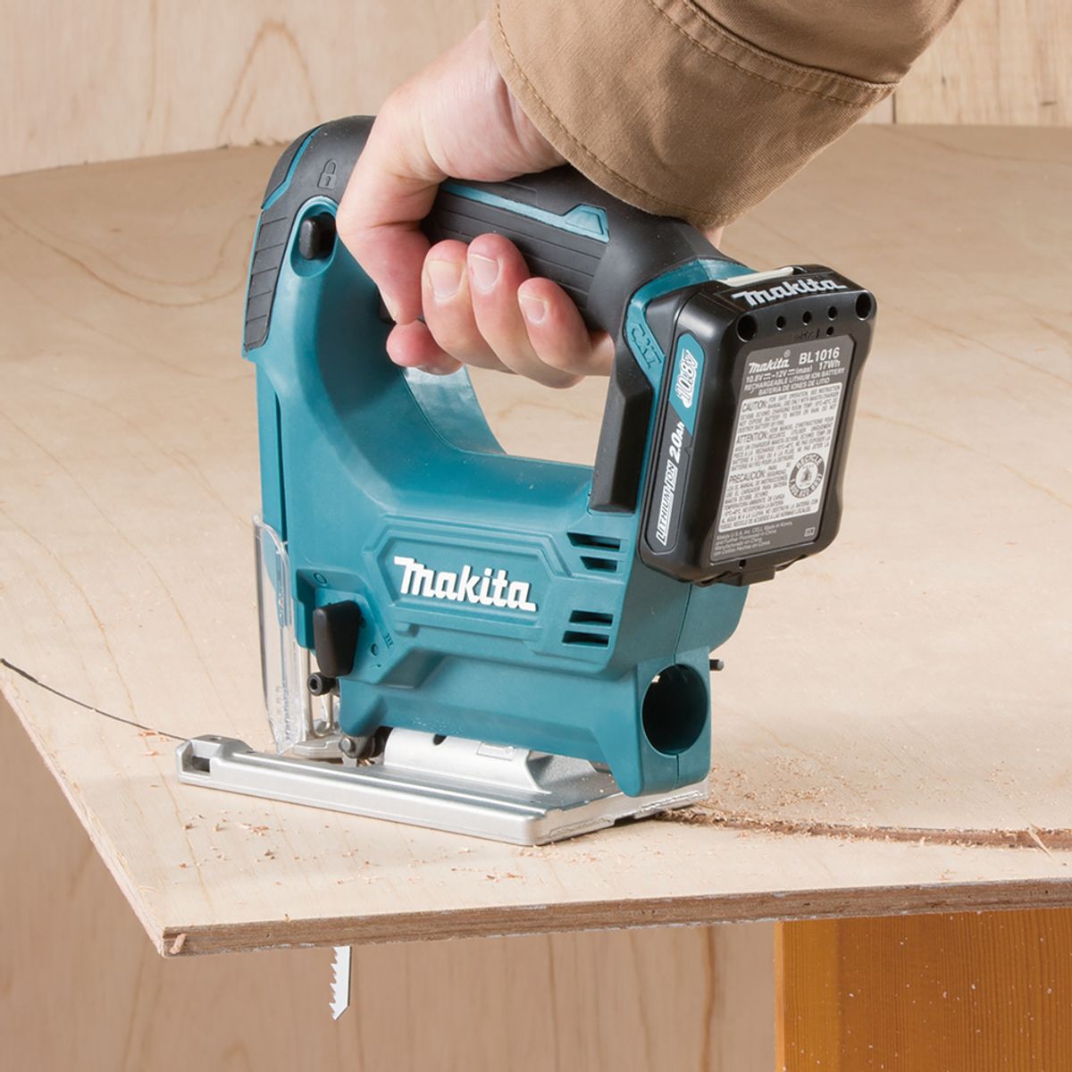 Makita Stikksag 12V CXT ® JV101DZ