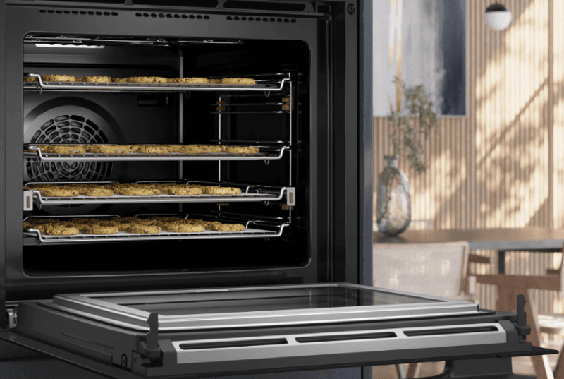 Siemens iQ700 Integrert Dampovn 60x60 cm Sort – FullSteam Plus & RoastingSensor Plus