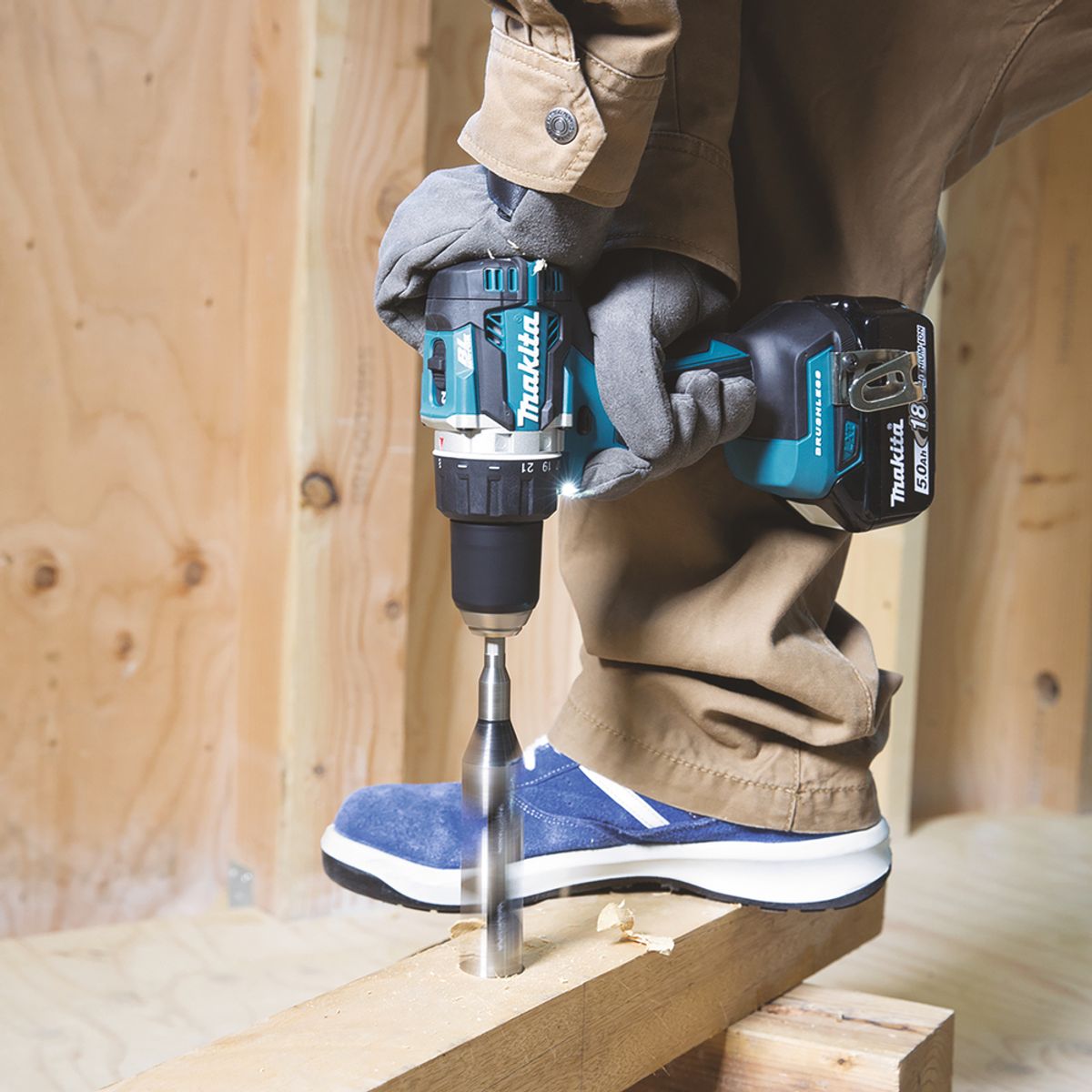 Makita Borskrutrekker 18V LXT ® DDF484RTJ