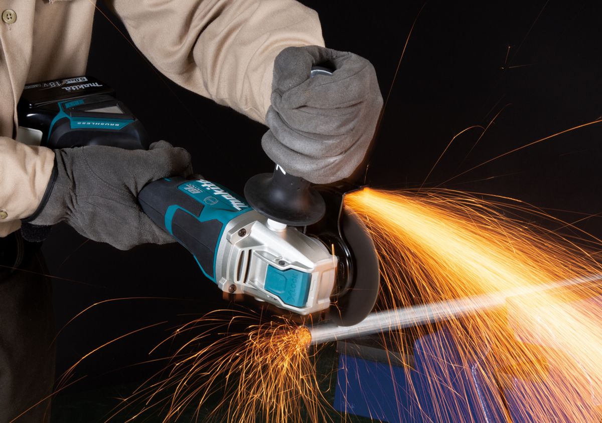Makita Vinkelsliper 18V LXT ® 125mm DGA520ZX1