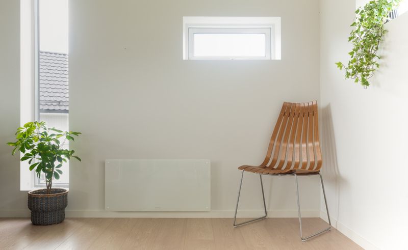 Beha Panelovn smartovn med glassfront og Wifi - 1000W - Hvit PGV 10 - Norskutviklet varmeovn