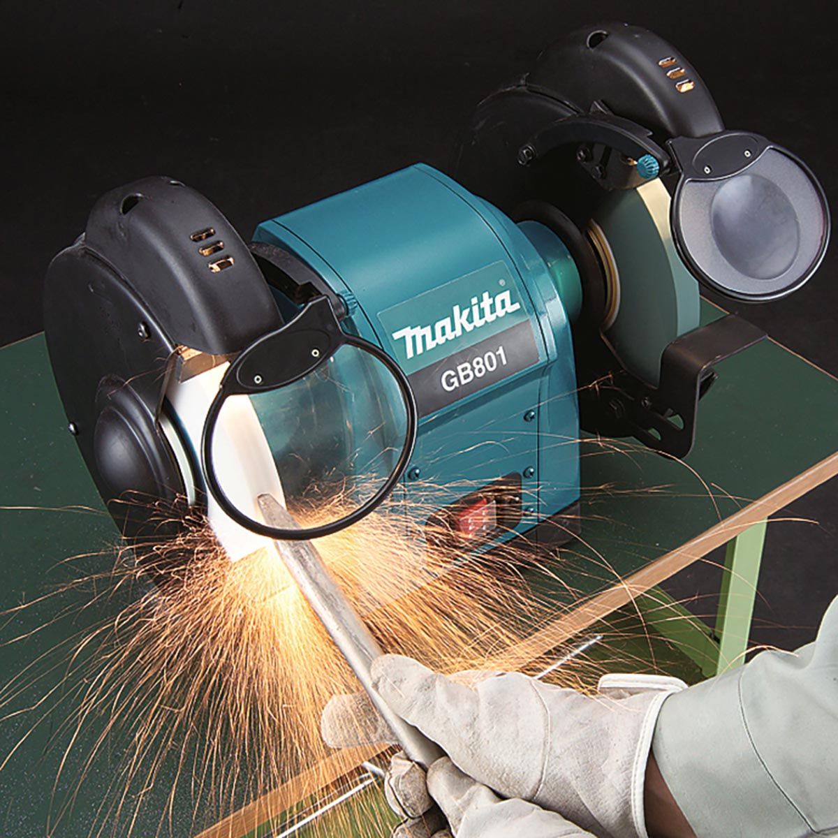 Makita Benkesliper 550W 205mm GB801