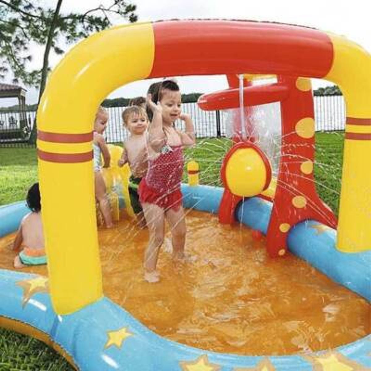 Bestway Water Play Center 435x213x117cm - Stort Basseng Lekesenter