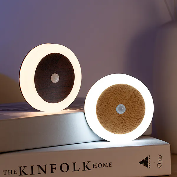 Hovedbilde Oppladbar Sensorlampe med Led-Lys - Genial Lampe ...