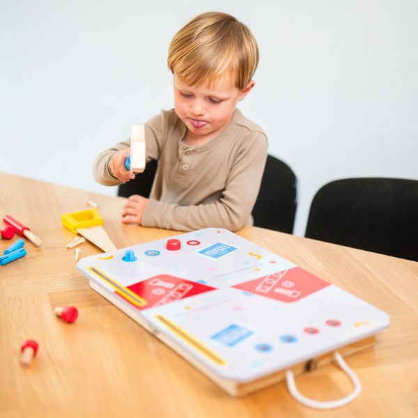 Hovedbilde Verktøybord i Tre med Masse Verktøy - Lekebord