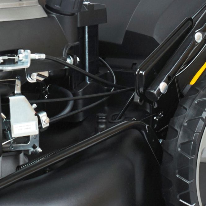 Hovedbilde Bensindrevet Briggs & Stratton gressklipper - 4 ...