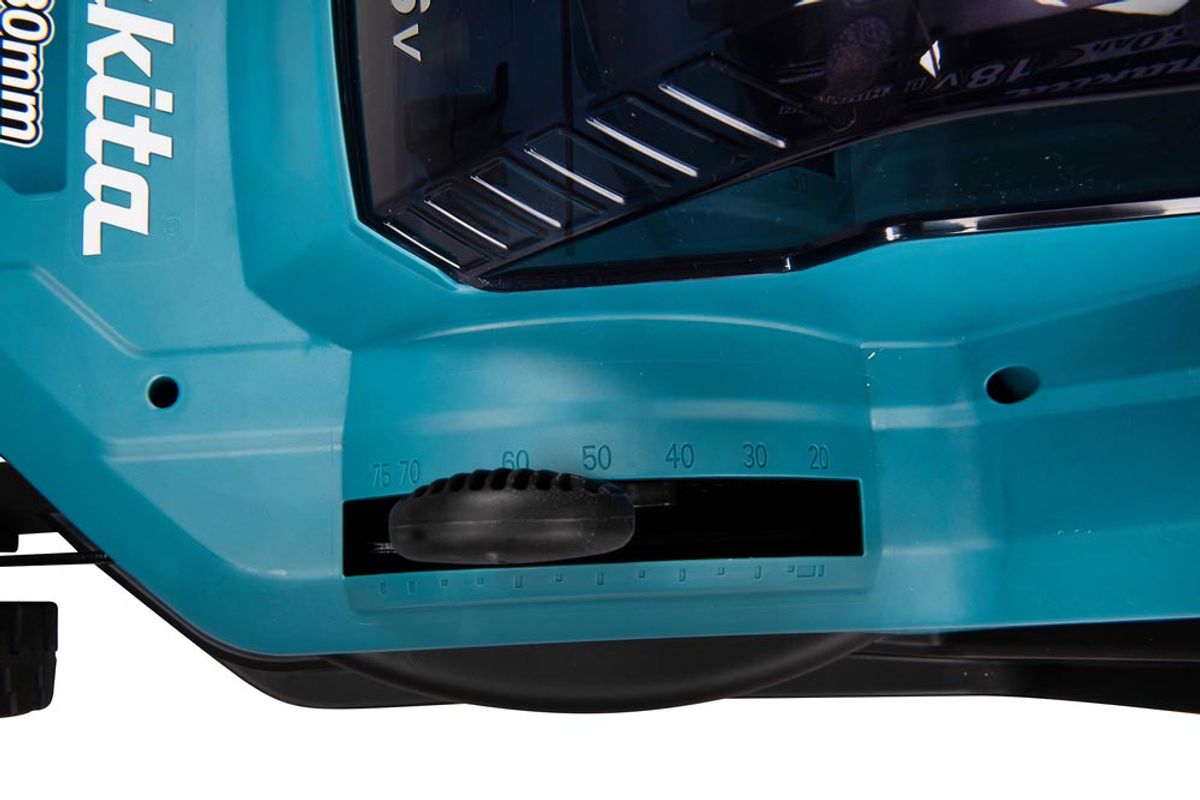 Makita Gressklipper 2x18V LXT ® 38cm DLM382CM2