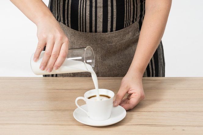 Hovedbilde Elektrisk Melkeskummer med Glassmugge 450 ml ...