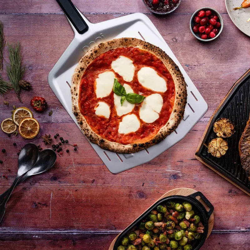 Ooni pizzaspade perforert 30 cm - 12